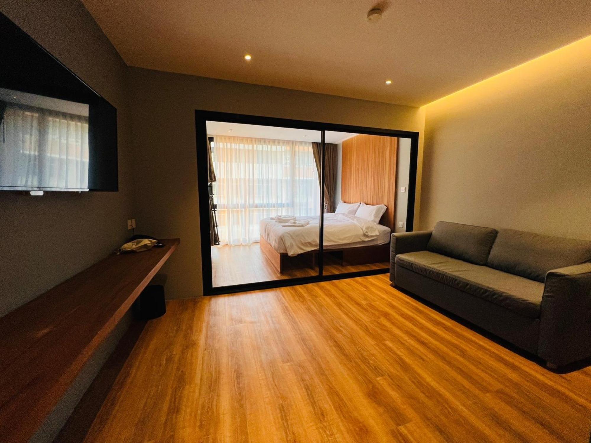 Woodstory Boutique Hotel Бангкок Экстерьер фото